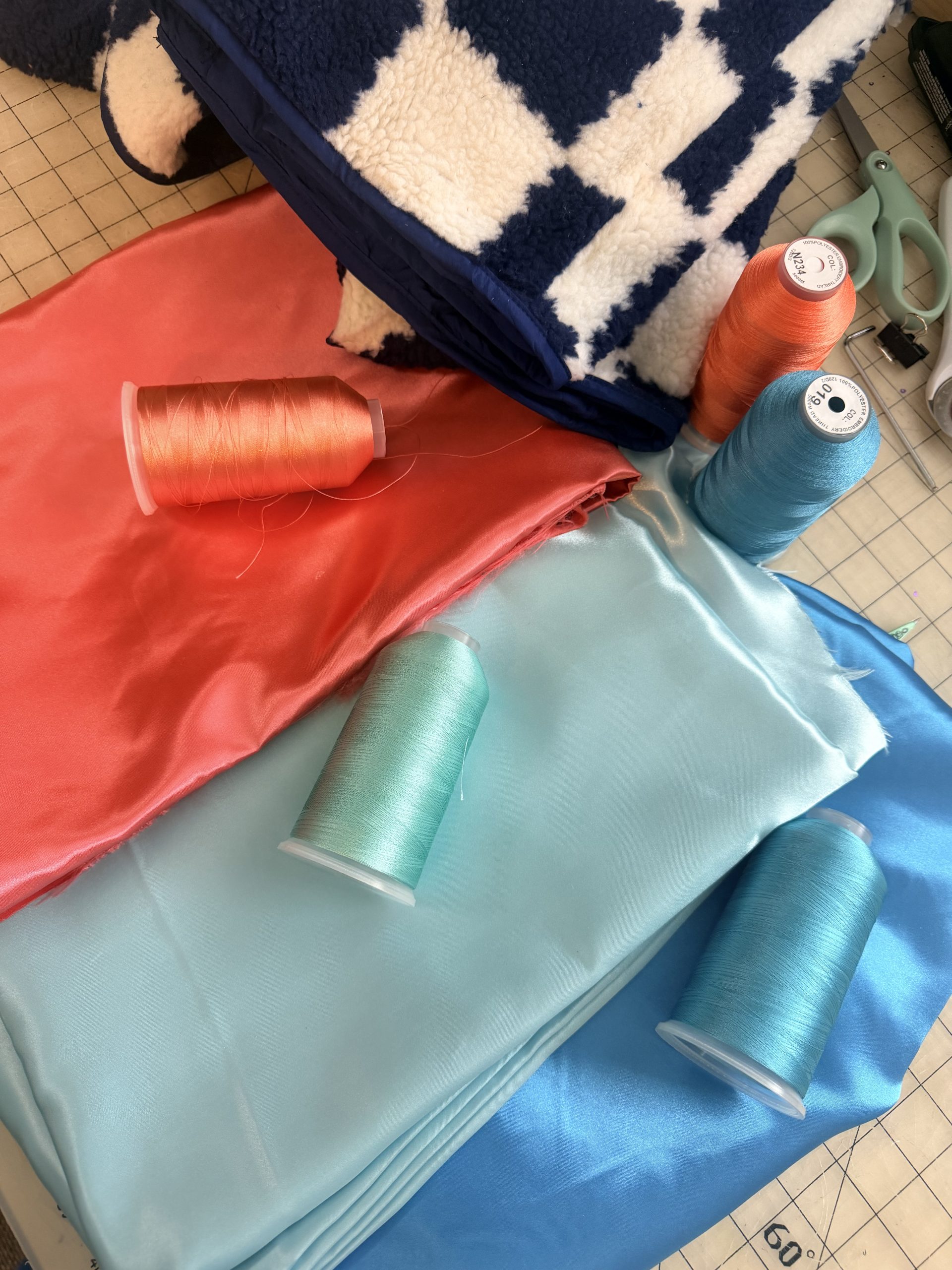 Embroidered Chinook Logo Checkered Navy Jacket - Image 3